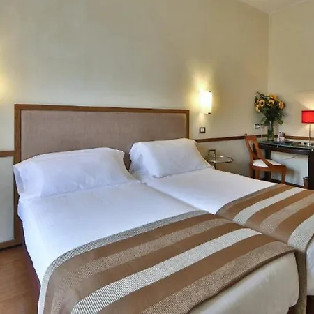 Hotel Western Piccadilly 4*