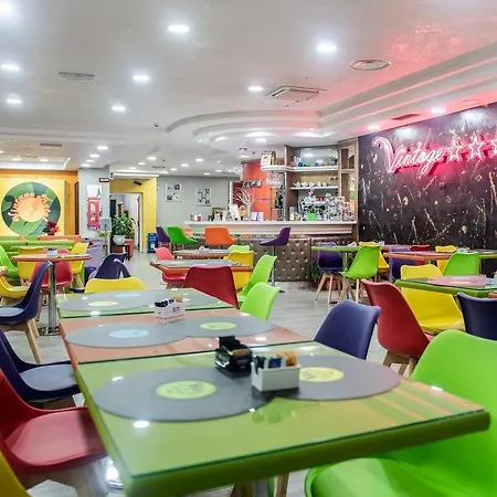 Ξενοδοχείο Ibis Styles Vintage 4*