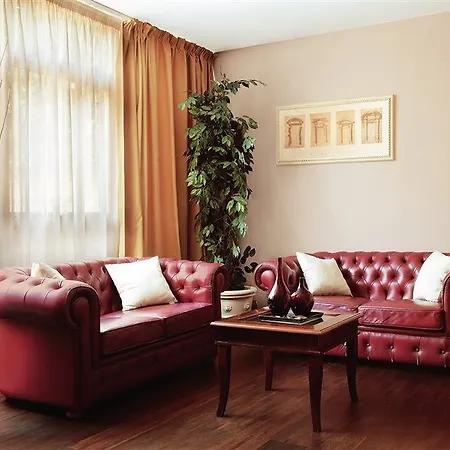 C-hotels Club House מלון