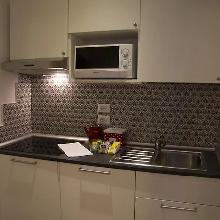Διαμέρισμα Leoncino 36 In *