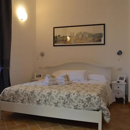 Leoncino 36 In Διαμέρισμα