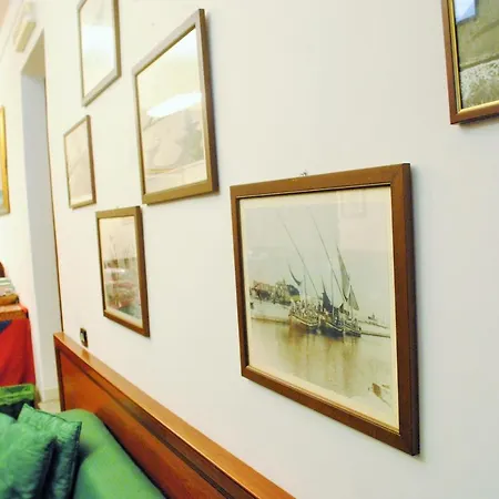 Octavia Hotel 3*