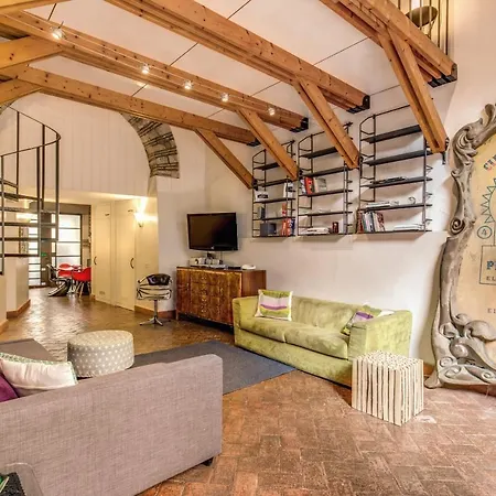 Trastevere Hyperloft & Garden Apartment