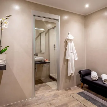 Piccolo Borgo Hotel 3*