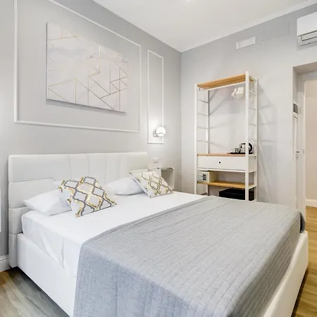 Opera Private By Premium Collection Guest house