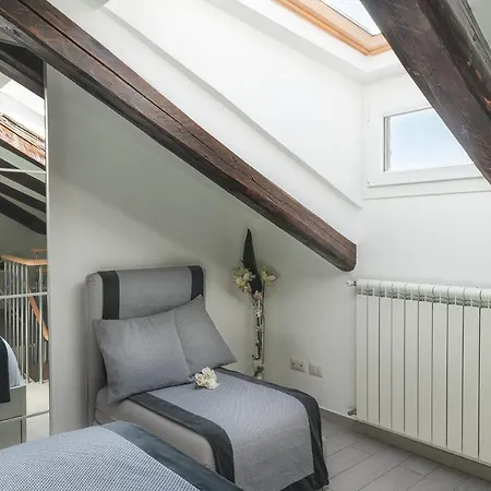 Vic Pigneto, Luxury House Terrace Apartment *