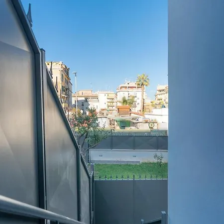 Apartment Vic Pigneto, Luxury House Terrace Rome