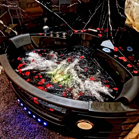 L&s Jacuzzi * Roma
