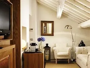 Hotell Mario De' Fiori 37