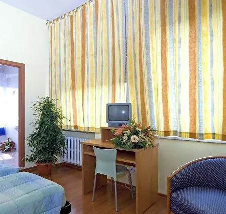 Casa Per Ferie Oasi San Giuseppe 3*