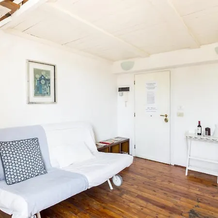 Holiday home Manara 2 In Trastevere Rome