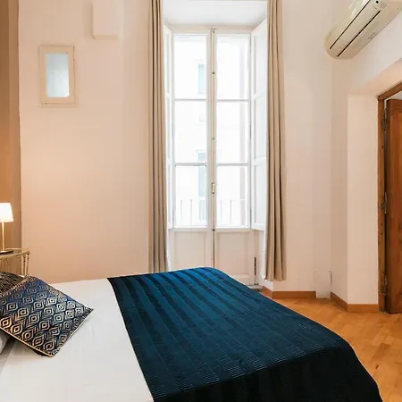 Veneto Avenue Apartment *