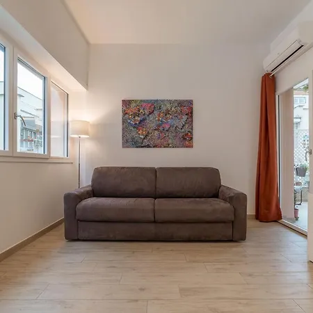 Clivo Di Monte Del Gallo Apartman