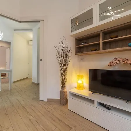 Clivo Di Monte Del Gallo Apartman *