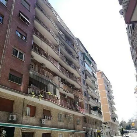 Interno 4 - Grazioso In Apartment Rome
