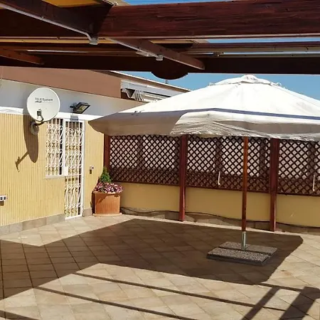 Superattico Con Vista Sul Centro E I Colli Albani Apartment Rome