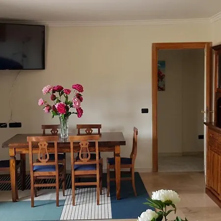 Apartment Superattico Con Vista Sul Centro E I Colli Albani Rome