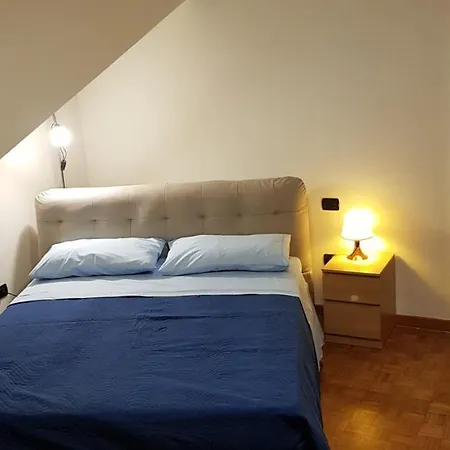 Superattico Con Vista Sul Centro E I Colli Albani Apartment *