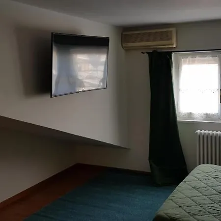 Superattico Con Vista Sul Centro E I Colli Albani *