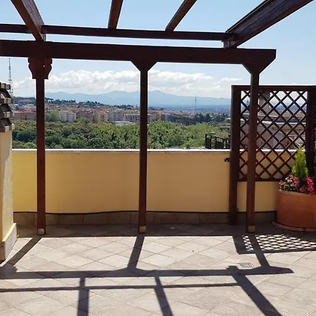 Superattico Con Vista Sul Centro E I Colli Albani Rome