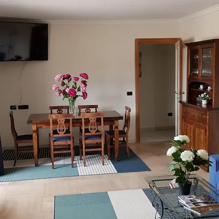 Apartment Superattico Con Vista Sul Centro E I Colli Albani Rome