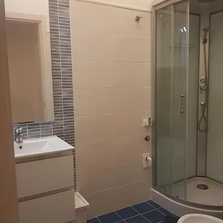 Apartment Vatican Tolemaide 2