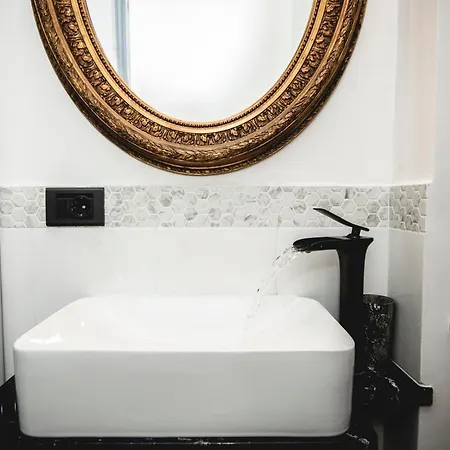 Prati 1930 Boutique Apartment