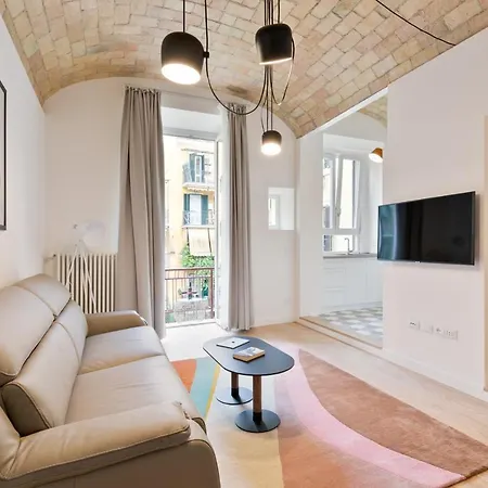 Buzzstays - Stylish Vatican Downtown