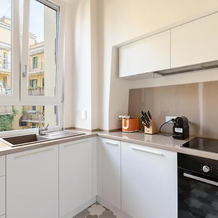 Buzzstays - Stylish Vatican Downtown *