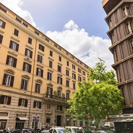 Buzzstays - Stylish Vatican Downtown Apartment
