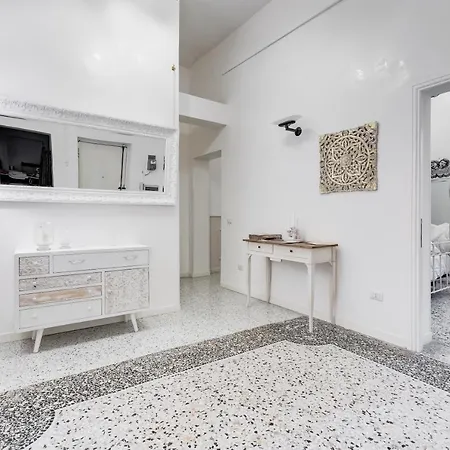Monti Luxury * Rome