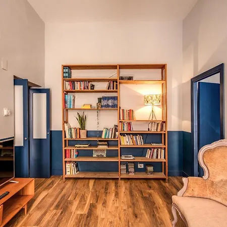 Trastevere Vintage 2 Bedroom 2nd Floor Rome
