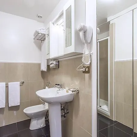 Hotel Regina Giovanna 3*