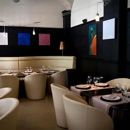 Chroma Tria * Rome