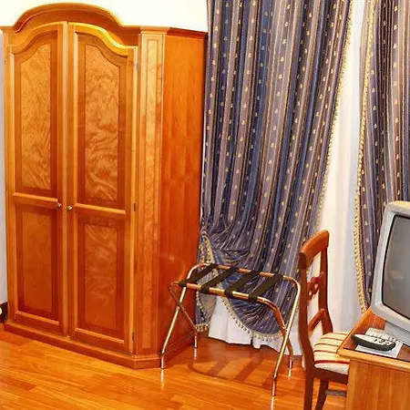 Hotell Leonardi Fiamma 3*