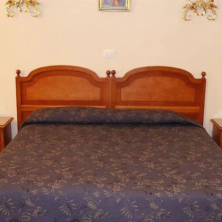 Leonardi Fiamma Roma