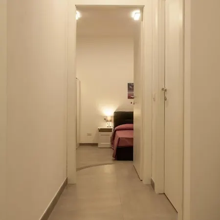 Turistico Domus Dante Di Alessandro Caravaggi Apartment *