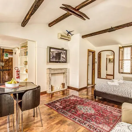 Homehouse Garofano - Rione Monti - Colosseum *