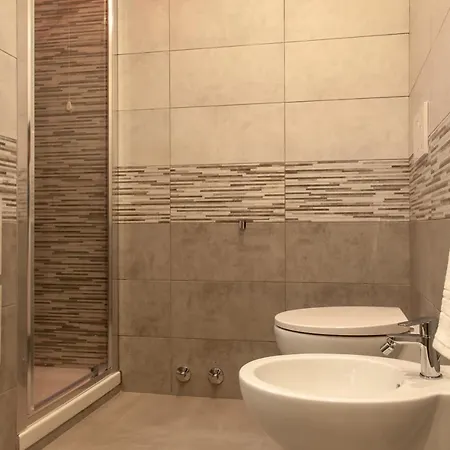 Apartment Turistico Domus Dante Di Alessandro Caravaggi *