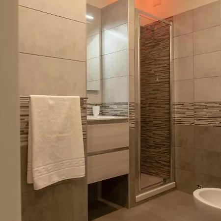 Apartment Turistico Domus Dante Di Alessandro Caravaggi Rome