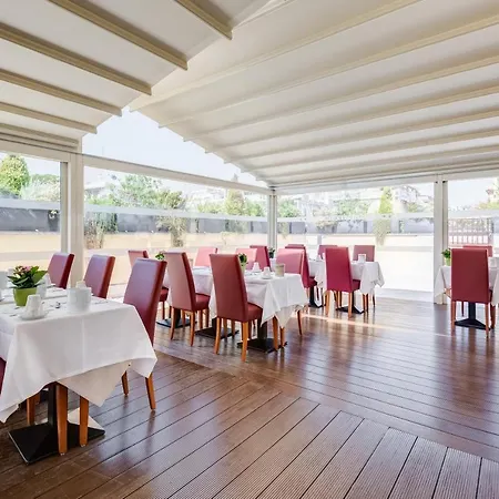 Hotel Romoli Rome