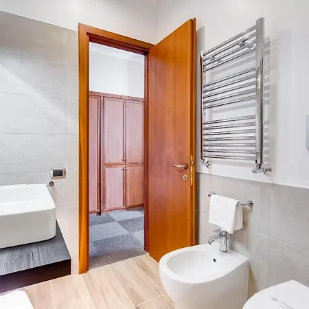 Hotel Romoli