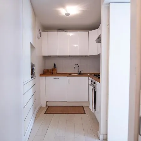 Apartment Triton Place *