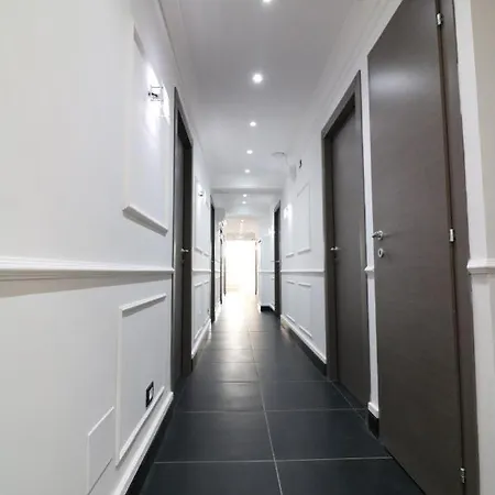 Hostal Palace *