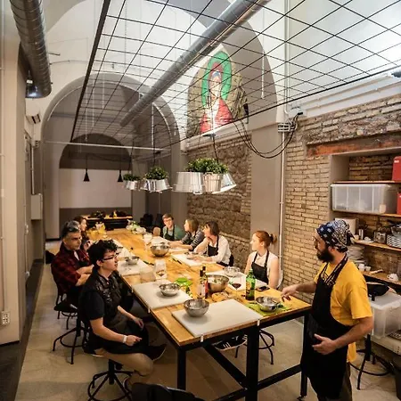 Yellowsquare 로마