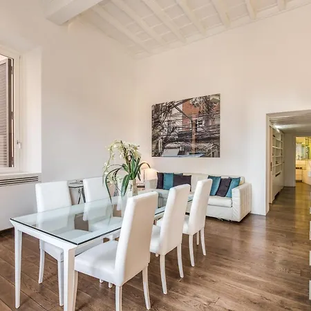 La Residenza Del Sole Al Pantheon Bed & Breakfast 2*