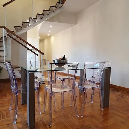 Aparts Apartment *