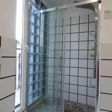 Aparts Apartment