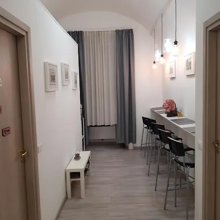 Affittacamere The Shelter In Roma