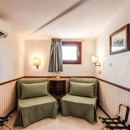 Hotel Pacific 3*